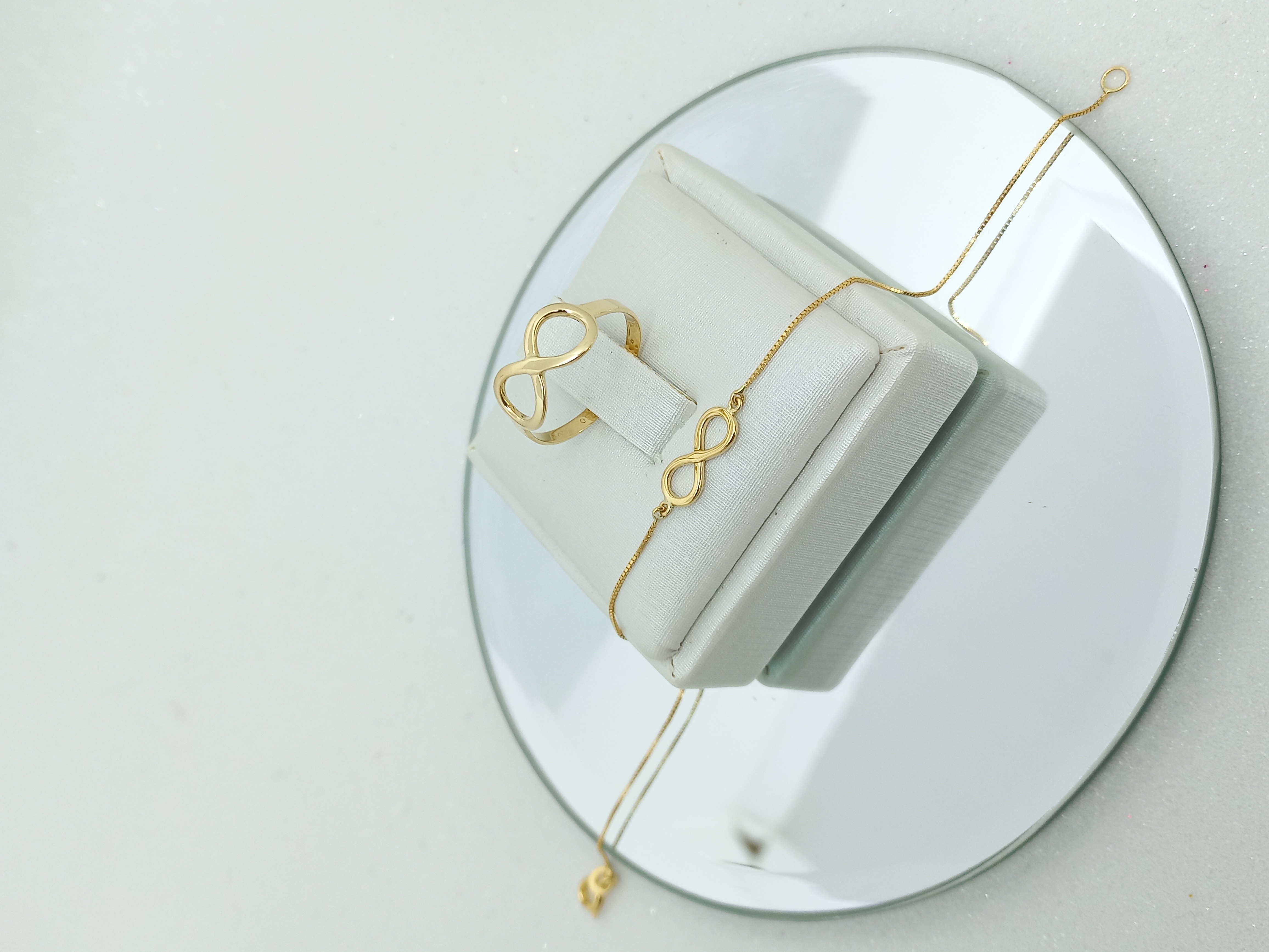 Conjunto infinito — anel, pulseira e colar